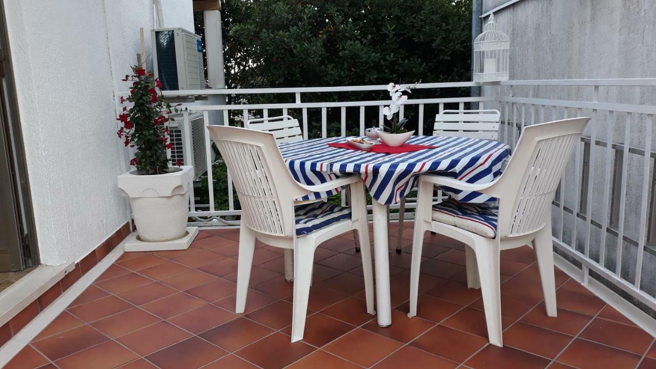 Vesna - Your Best Choice - 80 M From Beach Затон Экстерьер фото